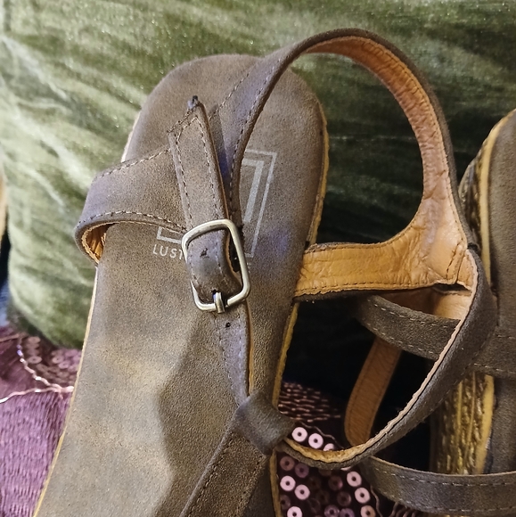 🎈🎈BUY 1 GET 1 FREE💥Like New L4L Lust For Life Wedges Sz 7.5 - Picture 11 of 11